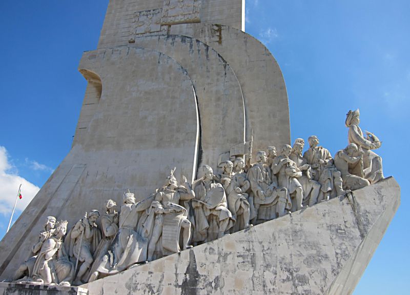 Монумент в Лисабоне посвященый Энрике Мореплавотелю. (  Португалия.  Фото Лимарева В.Н.) 